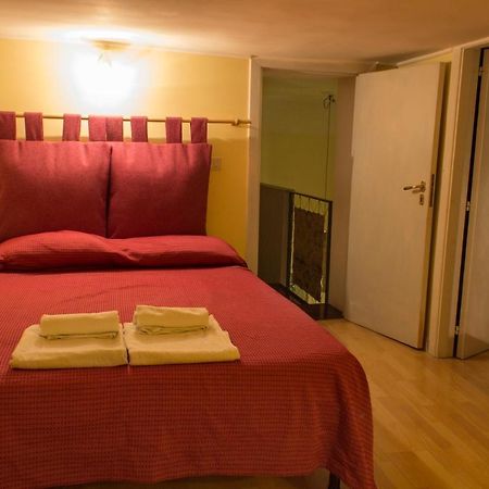 Dimora Dei Giganti Apartment نابولي المظهر الخارجي الصورة