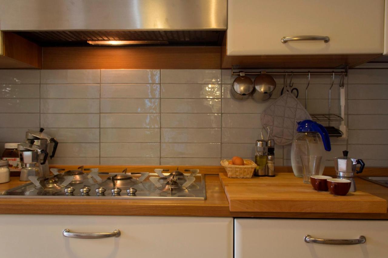 Dimora Dei Giganti Apartment نابولي المظهر الخارجي الصورة